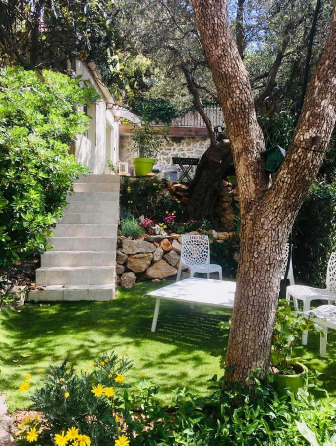 Appartement Lumineux Avec Terrasse Jardin Et Acces Piscine Villefranche-sur-Mer Exterior foto